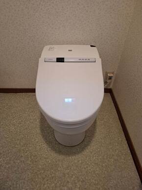 おススメ！お掃除が簡単なトイレのビフォー画像