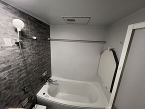 明るさと清掃性を重視した、TOTOサザナの浴室リフォームのアフター画像