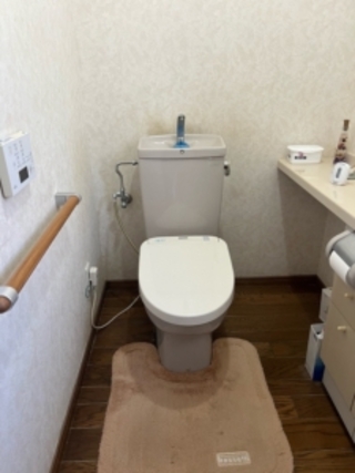 泡洗浄でお手入れラクなトイレへのビフォー画像