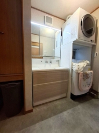 ホーロー仕様のファミーユで清潔が続く空間へのアフター画像