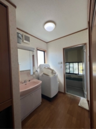 ホーロー仕様のファミーユで清潔が続く空間へのビフォー画像